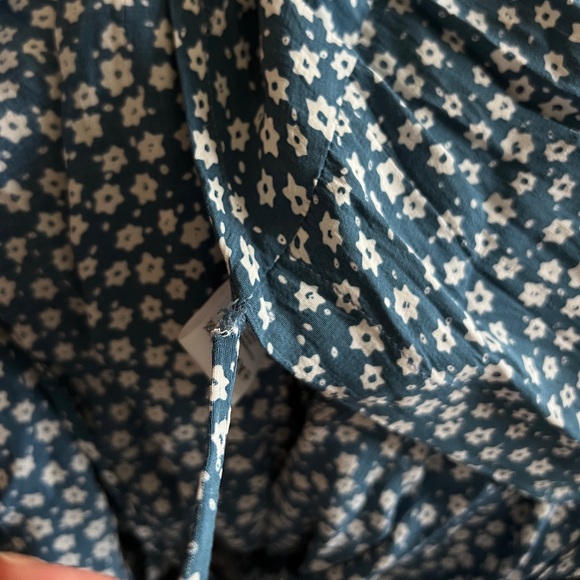 Faithfull the Brand Rivera light blue floral wrap dress size 2 - Picture 8 of 9